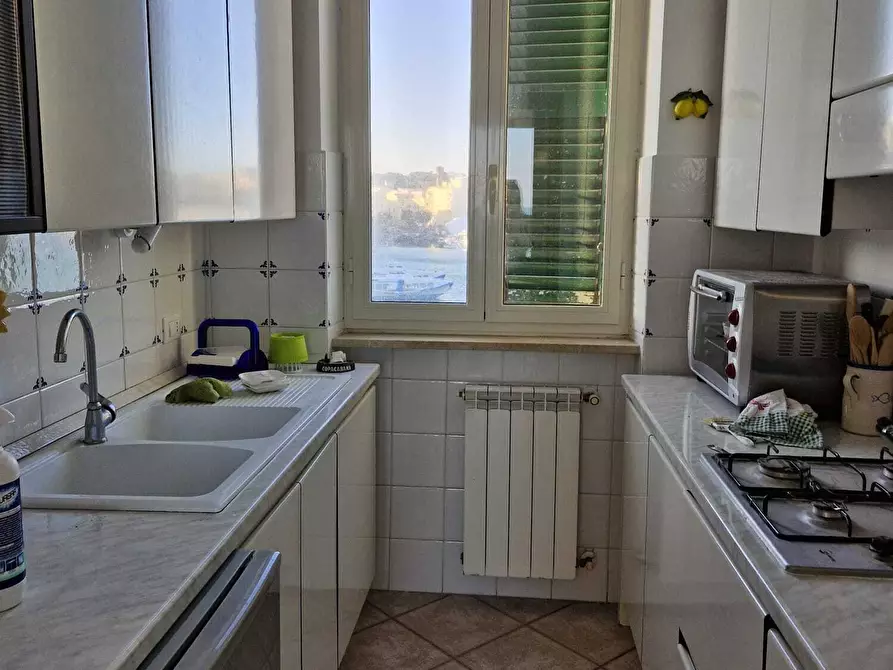 Immagine 15 di Quadrilocale in affitto  in Via Molo Innocenziano 44 a Anzio