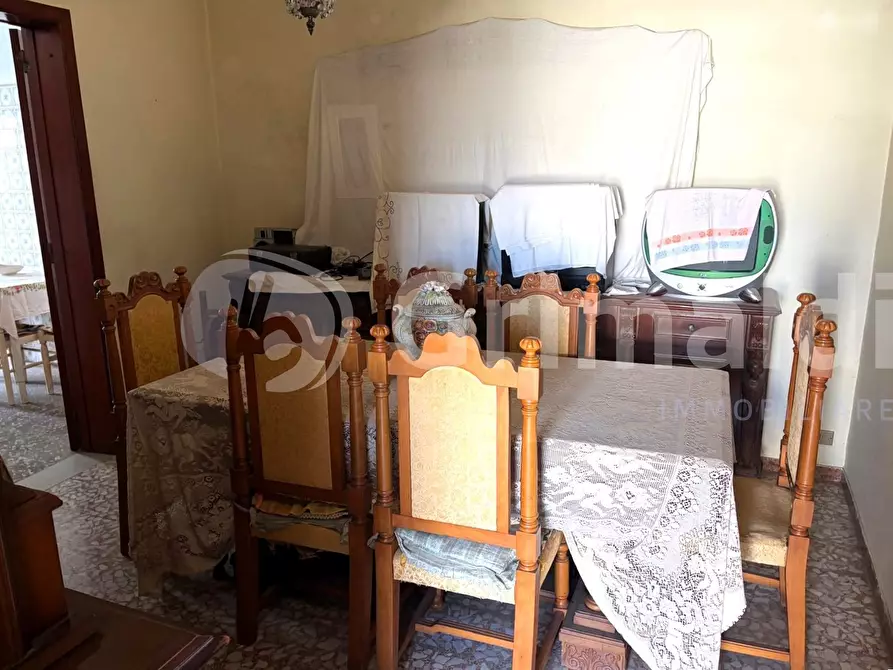 Immagine 9 di Casa bifamiliare in vendita  in Via T.Caputo a Sannicola