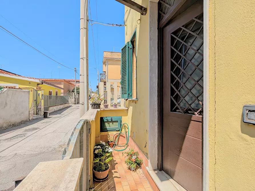 Immagine 18 di Bilocale in vendita  in Via Bernina 8 a Nettuno