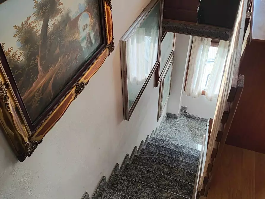Immagine 17 di Appartamento in vendita  in Via al Noce 24 a Moltrasio