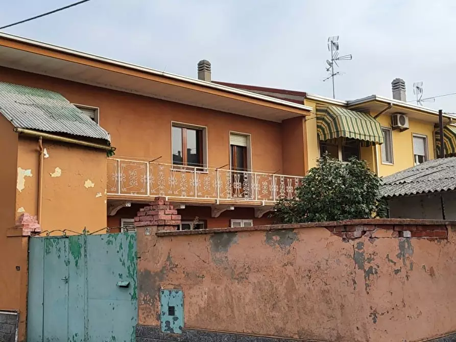 Immagine 1 di Casa indipendente in vendita  a Villata