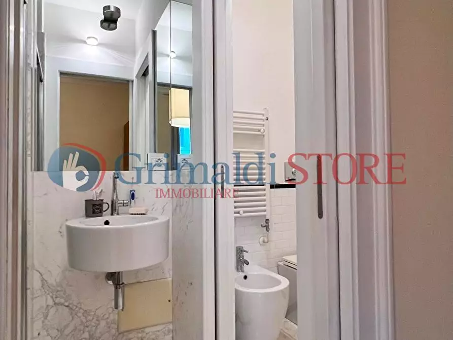 Immagine 23 di Quadrilocale in vendita  in Viale Felice Cavallotti 5 a Lecce