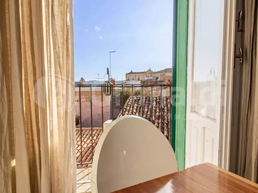 Immagine 4 di Appartamento in vendita  in Vico Giuseppe Melodia 4 a Noto