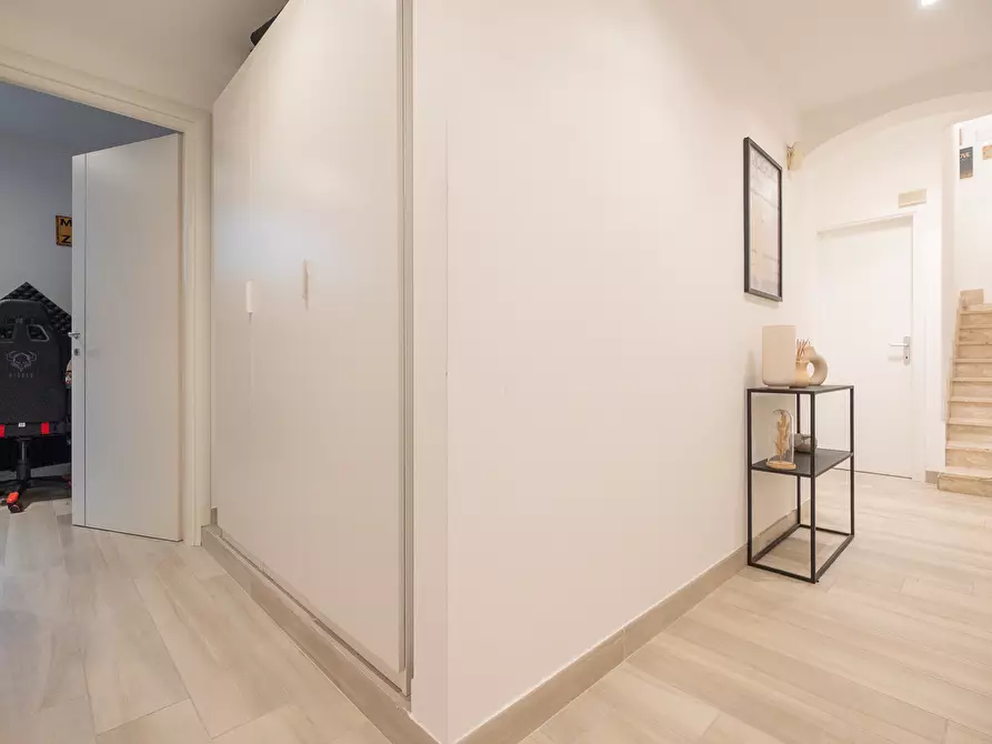 Immagine 48 di Villa in vendita  in Via Moricone a Albano Laziale