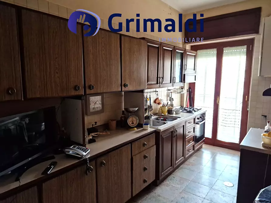 Immagine 11 di Quadrilocale in vendita  a Napoli