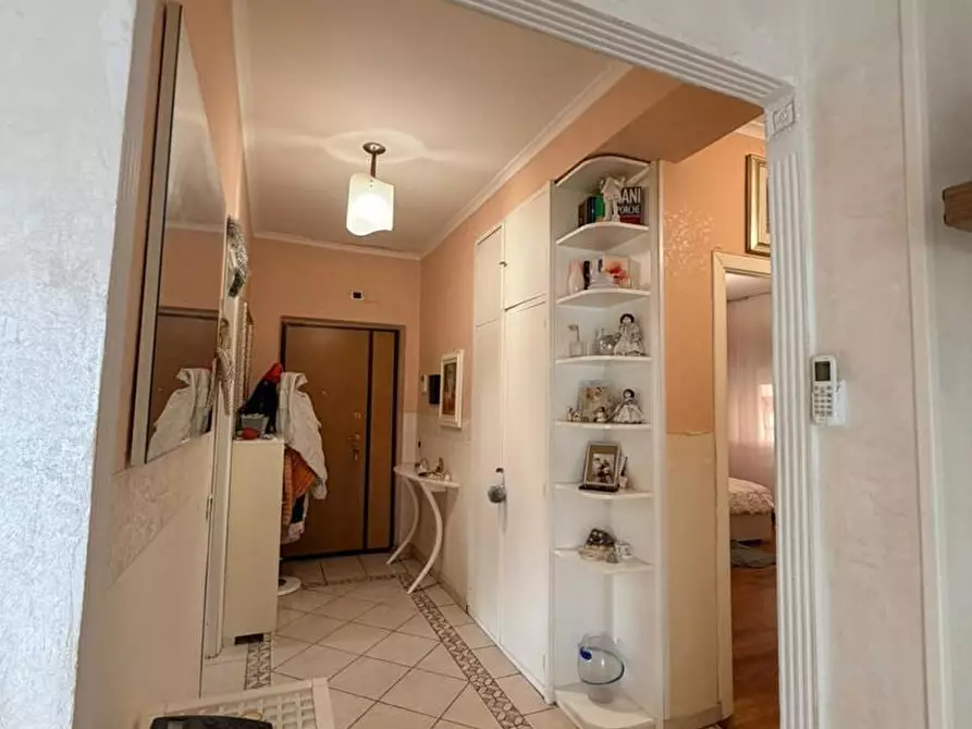 Immagine 9 di Appartamento in vendita  in Via Montello 46 a Aprilia