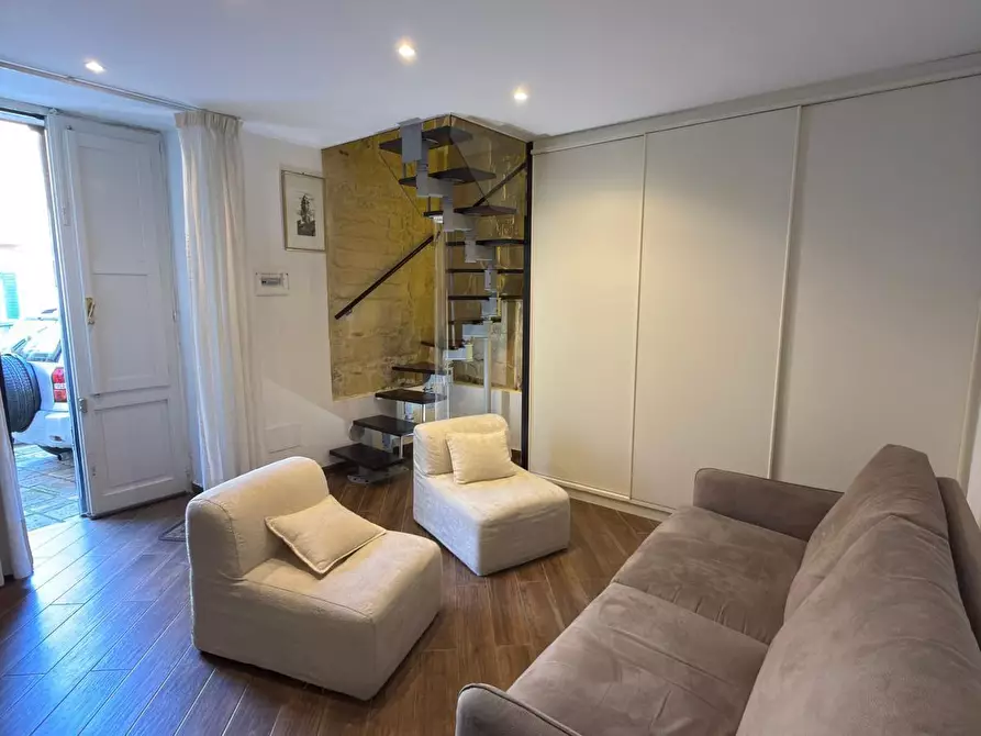 Immagine 1 di Casa indipendente in vendita  in Piazzetta dei Longobardi 2 a Lecce