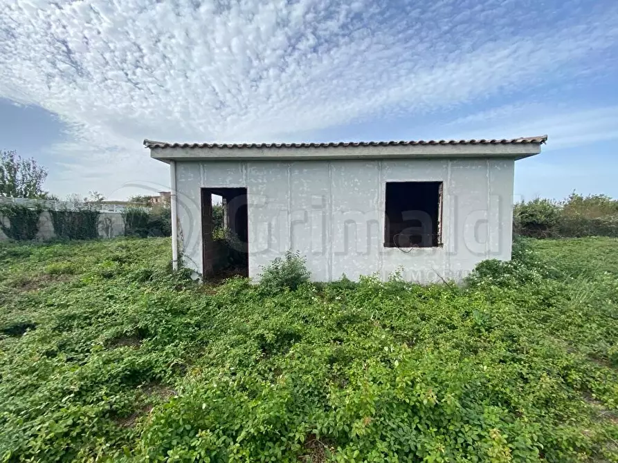 Immagine 2 di Casa trifamiliare in vendita  a Giugliano In Campania