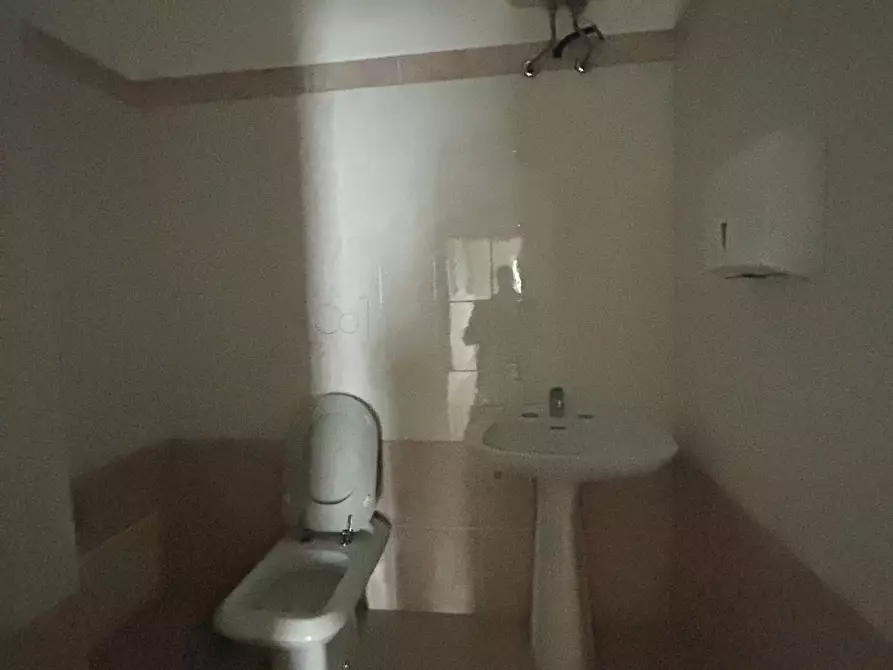 Immagine 8 di Locale commerciale in affitto  in Via dei Palumbo 43 a Lecce