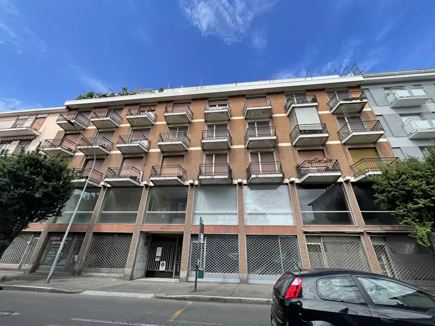 Immagine 1 di Trilocale in vendita  in Viale Alessandro Volta 53 a Novara