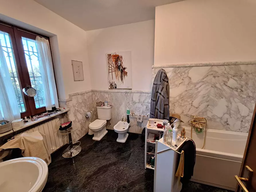 Immagine 28 di Villa in vendita  a Caresanablot