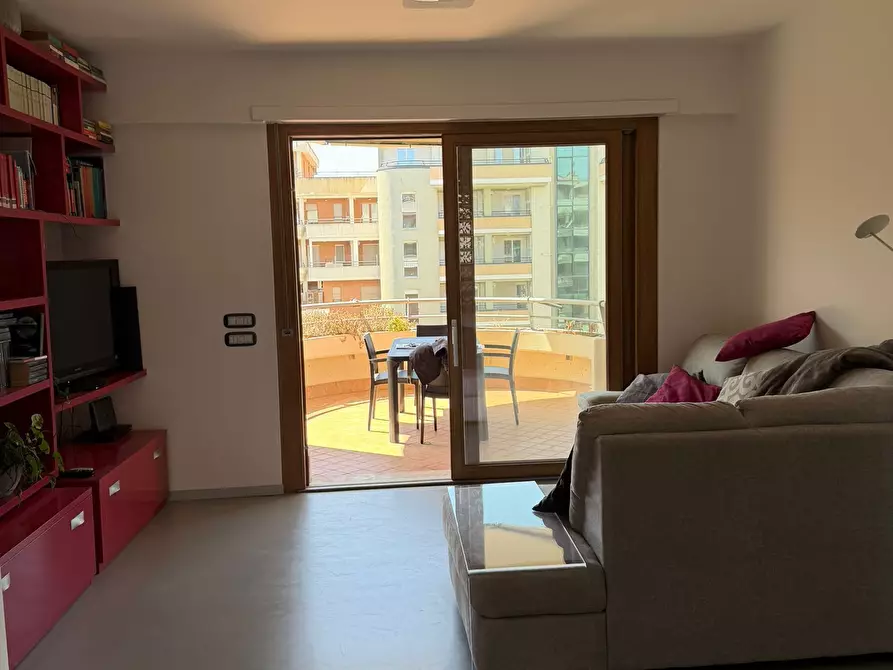 Immagine 1 di Appartamento in vendita  in Via Francesco Menzio a Roma