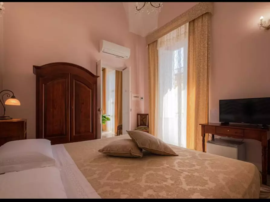 Immagine 14 di Palazzo in vendita  in via saverio de pace 3 a Nardo'