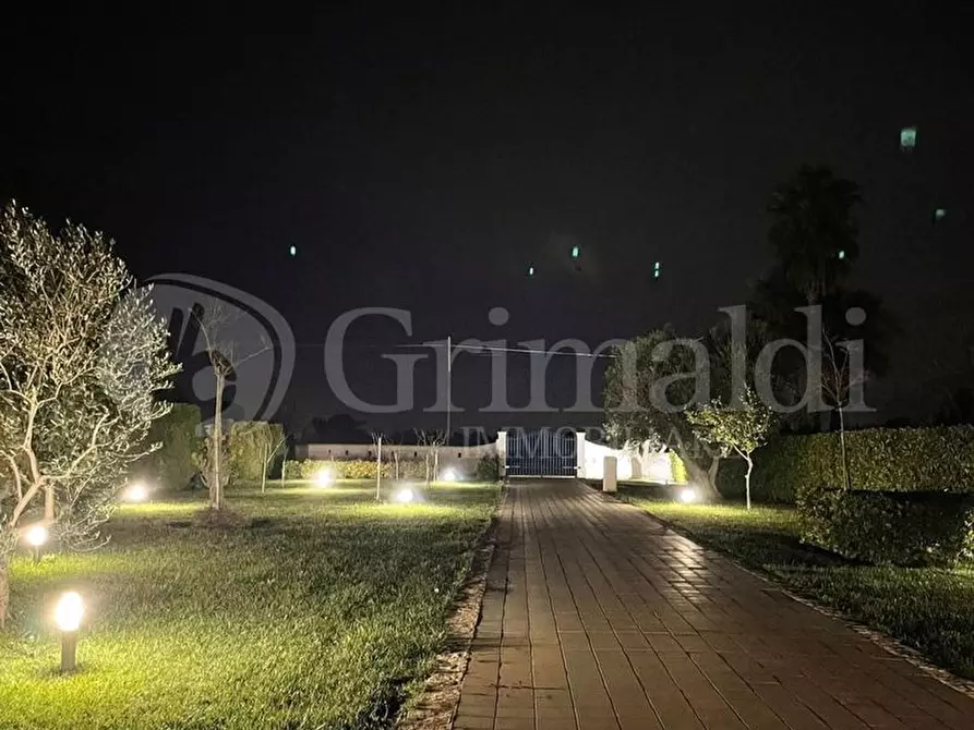 Immagine 8 di Villa in vendita  in strada vicinale contrada pontuso a Matino