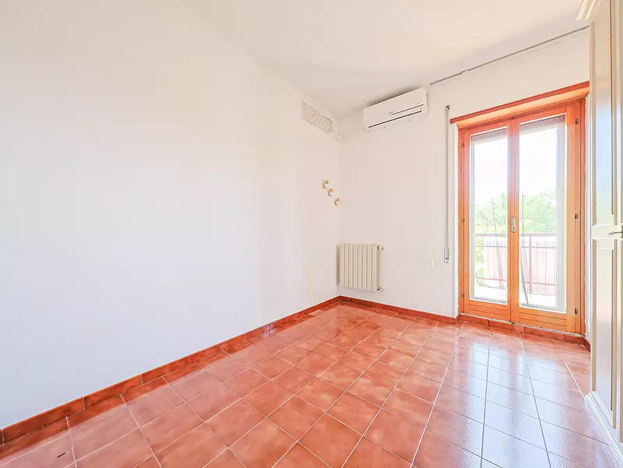Immagine 15 di Attico in vendita  in Via Marcantonio Colonna 35 a Marino