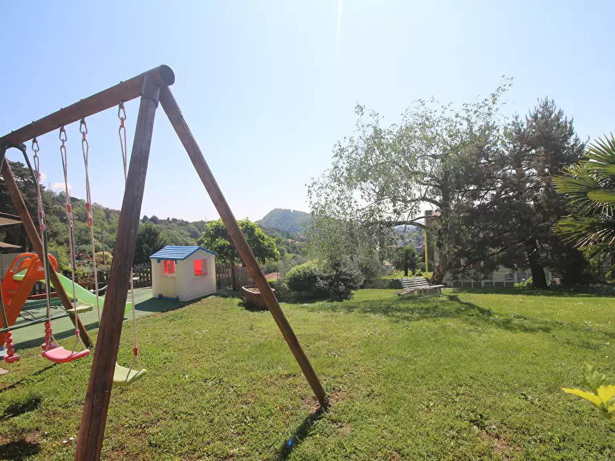 Immagine 14 di Villa in vendita  in Via delle Busacce 28 a San Fermo Della Battaglia