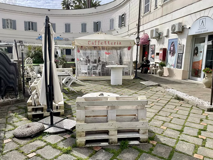 Immagine 8 di Bar / Ristorante in vendita  in Via Aldobrandini 25d D a Anzio