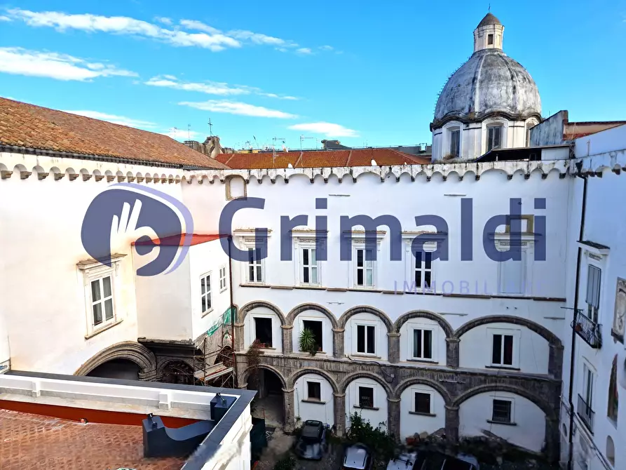 Immagine 2 di Quadrilocale in vendita  in Via San Biagio dei Librai 121 a Napoli