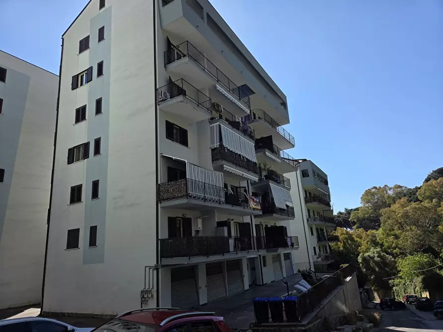 Immagine 24 di Quadrilocale in vendita  in Salita Fosse a Messina