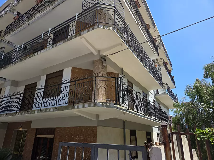 Immagine 3 di Appartamento in vendita  in Via Comunale Bordonaro 35 a Messina