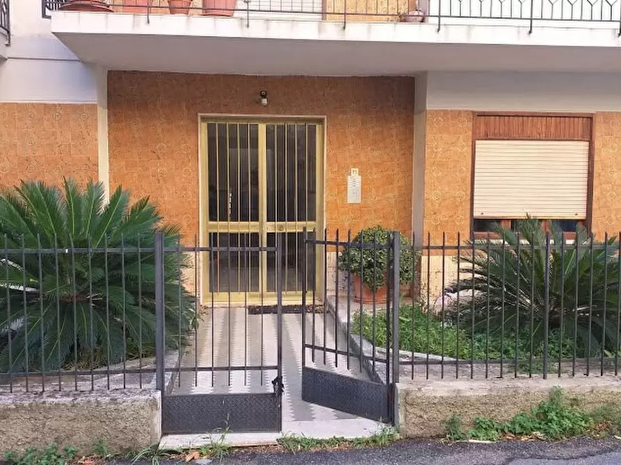 Immagine 8 di Appartamento in vendita  in Via Comunale Bordonaro 35 a Messina