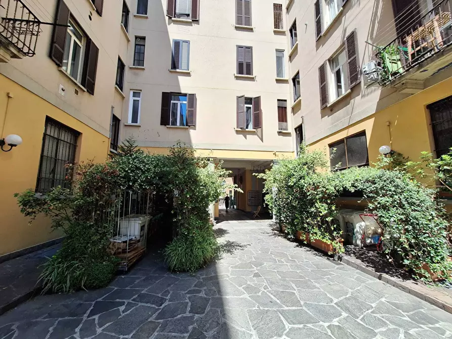 Immagine 27 di Bilocale in affitto  in Via Orti 16 a Milano
