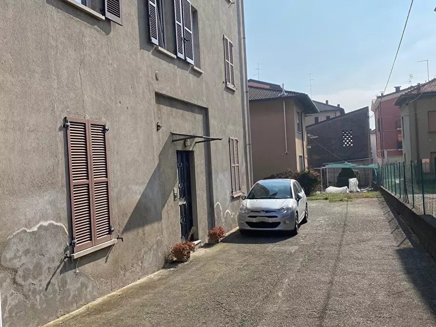 Immagine 5 di Casa indipendente in vendita  a Como