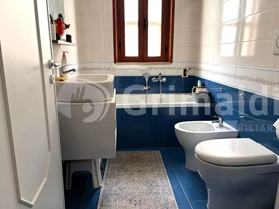 Immagine 29 di Quadrilocale in vendita  in via petrarca 20 a Gallipoli