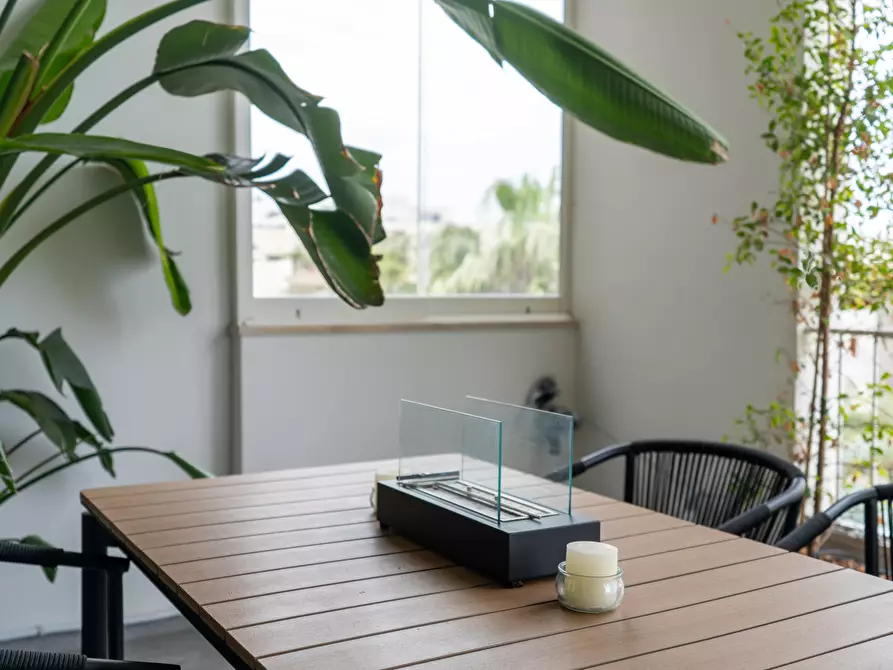 Immagine 42 di Bilocale in vendita  in Via Oronzo de Donno 5 a Lecce