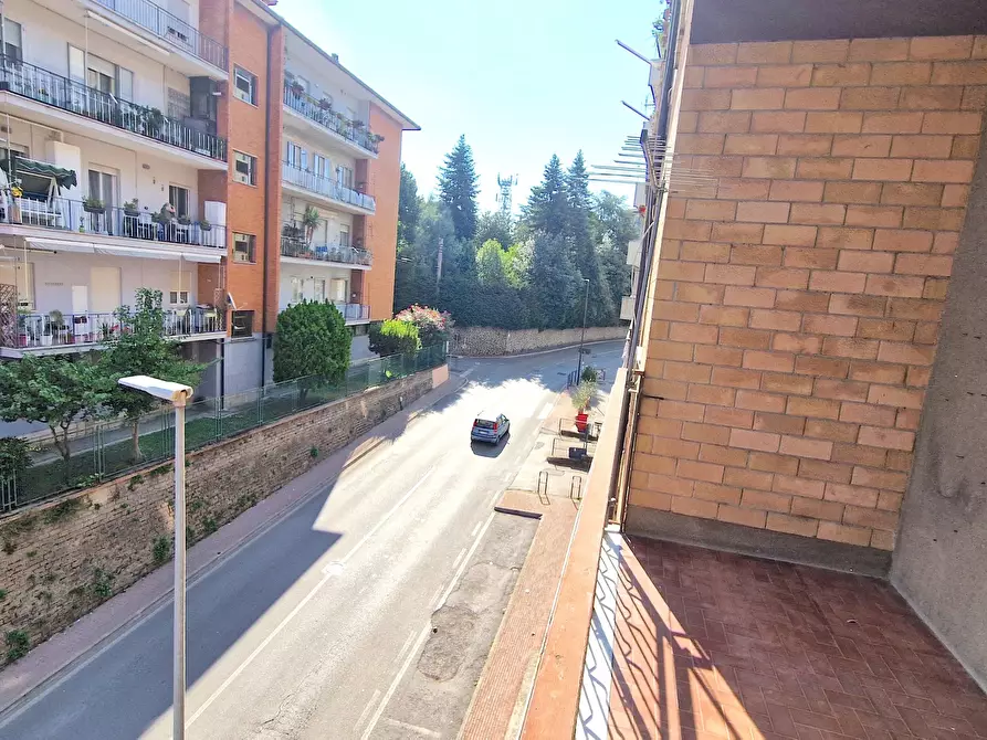 Immagine 33 di Quadrilocale in vendita  in Via Dei Due Principati 216 a Avellino