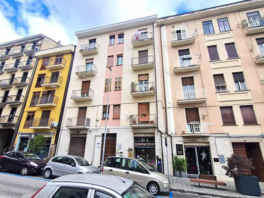 Immagine 1 di Quadrilocale in vendita  in Via Dei Due Principati 49 a Avellino