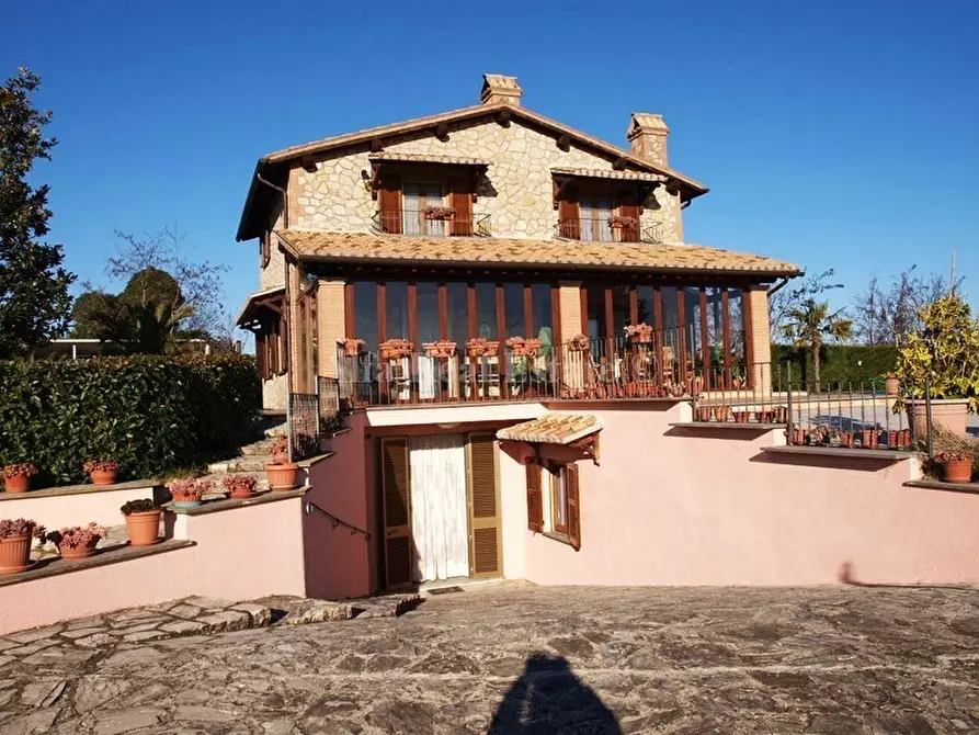 Immagine 2 di Villa in vendita  in Via Maiolata 54 a Porano