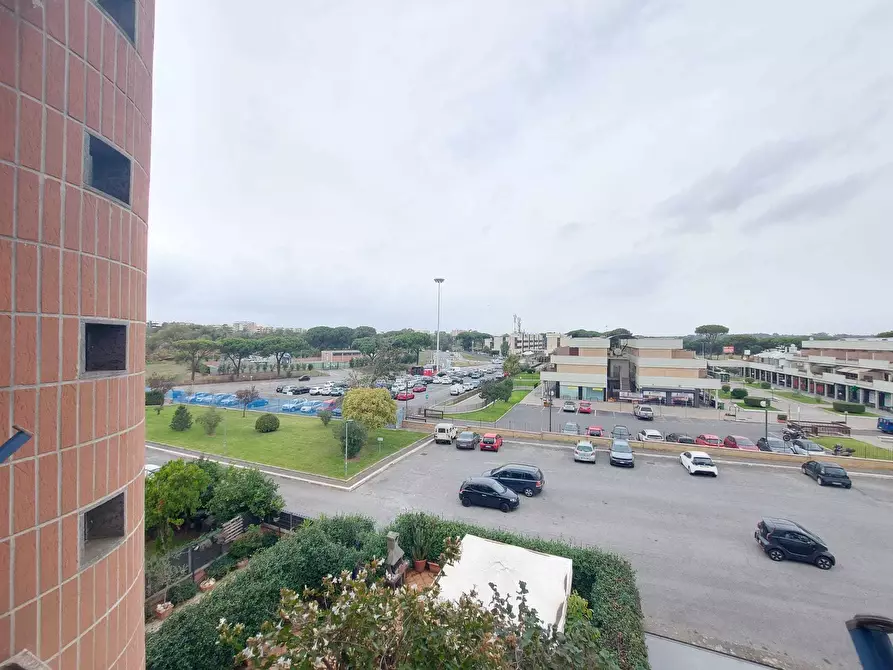 Immagine 25 di Attico in vendita  in Via Andrea Millevoi 401 a Roma