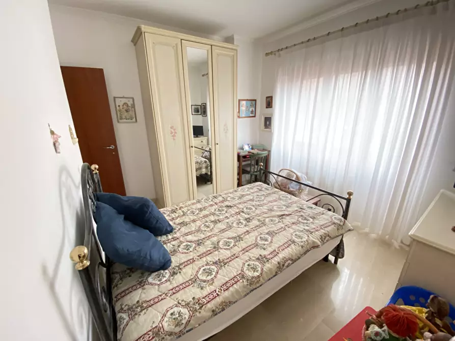 Immagine 39 di Attico in vendita  in Via Andrea Millevoi 401 a Roma