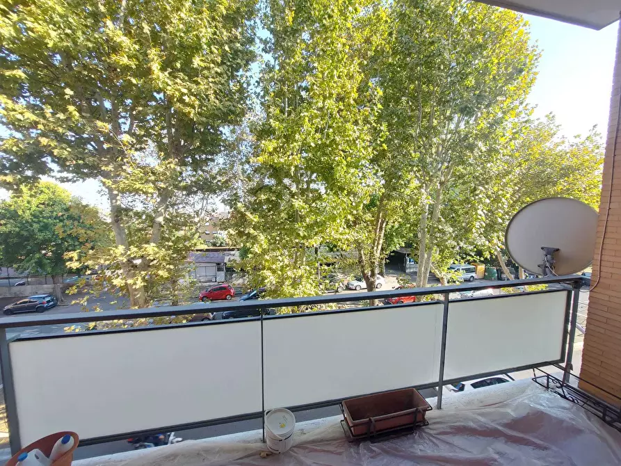 Immagine 21 di Trilocale in vendita  in Via Ascanio Fenizi 71 a Roma