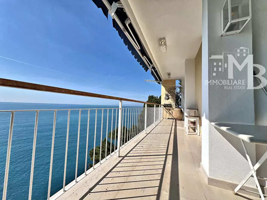 Immagine 2 di Attico in vendita  in Via Alla Torre 2 a Sori