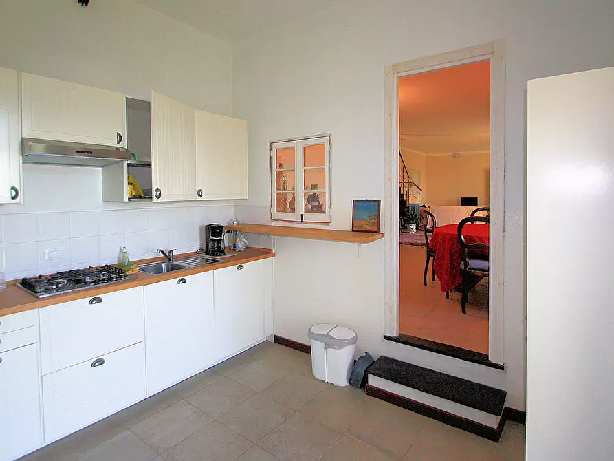 Immagine 10 di Casa indipendente in vendita  a Recco