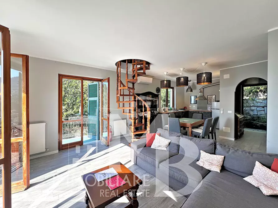 Immagine 11 di Pentalocale in vendita  in Via Salvo D'Acquisto a Recco