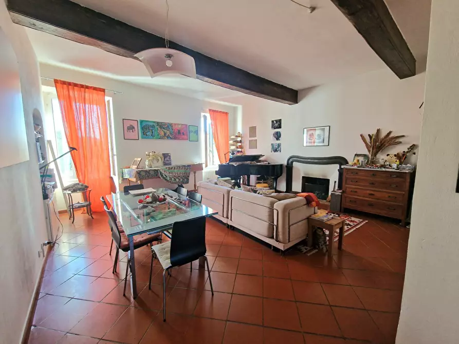 Immagine 7 di Quadrilocale in vendita  a Sarzana