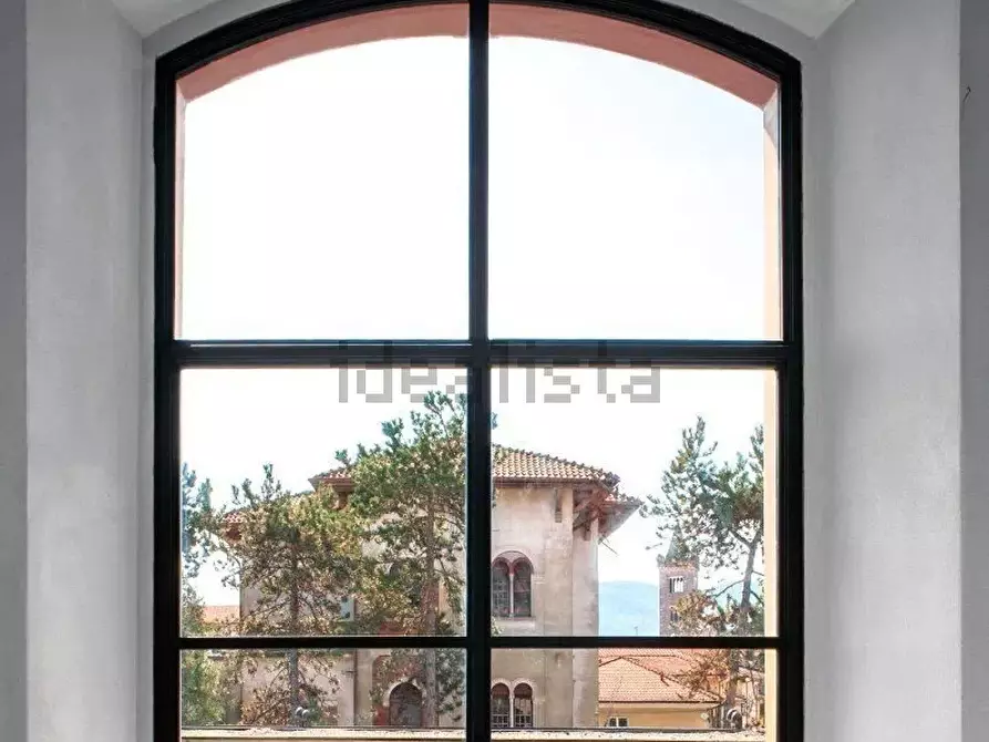 Immagine 8 di Loft/Open space in vendita  a Sarzana