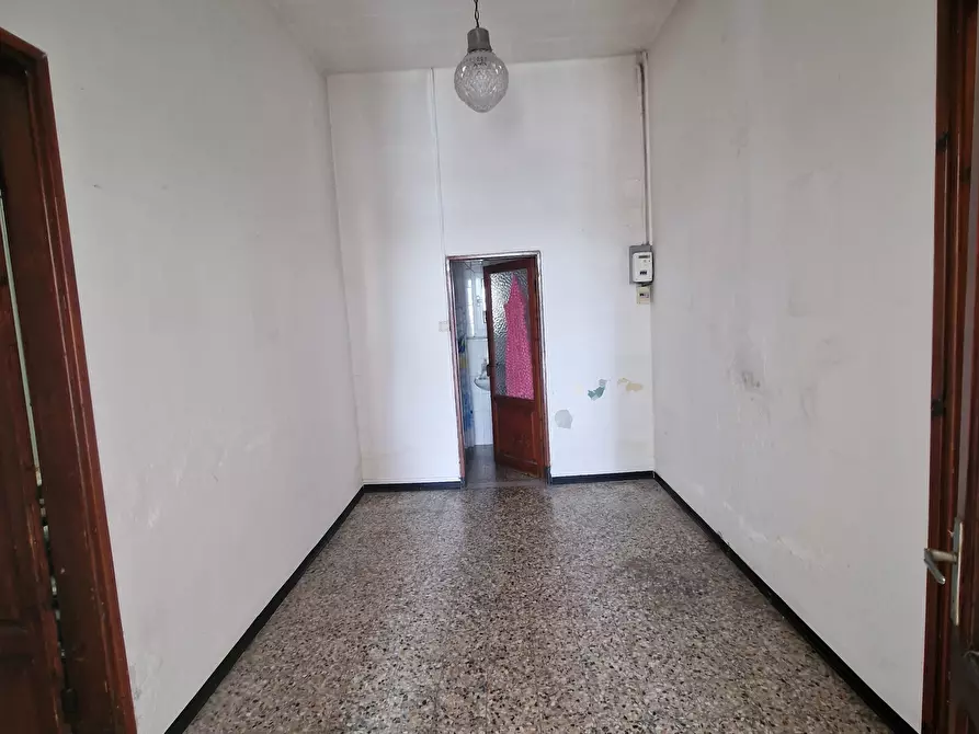 Immagine 2 di Casa indipendente in vendita  a Ameglia