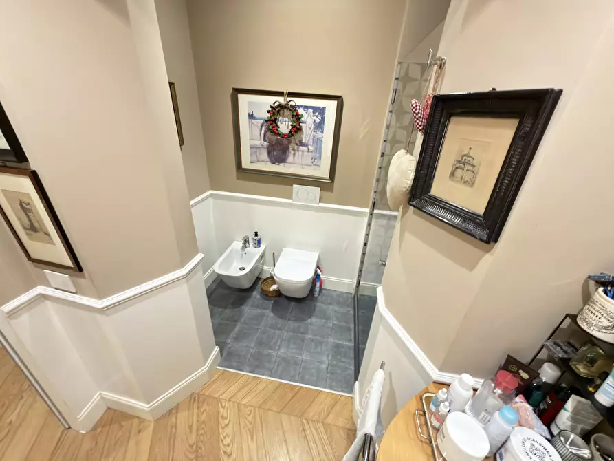 Immagine 25 di Appartamento in affitto  in Piazza Vittorio Veneto a Sarzana