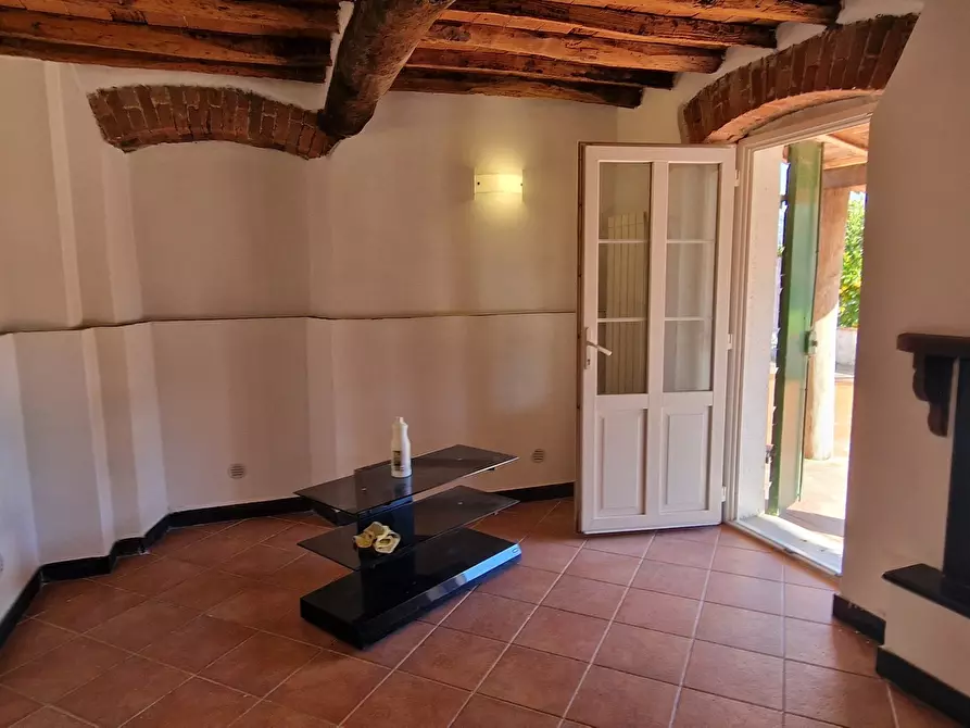 Immagine 14 di Trilocale in affitto  a Ameglia