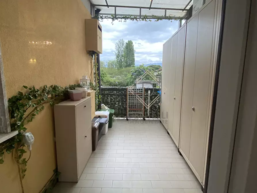 Immagine 12 di Quadrilocale in vendita  in Via Ameglia a Arcola