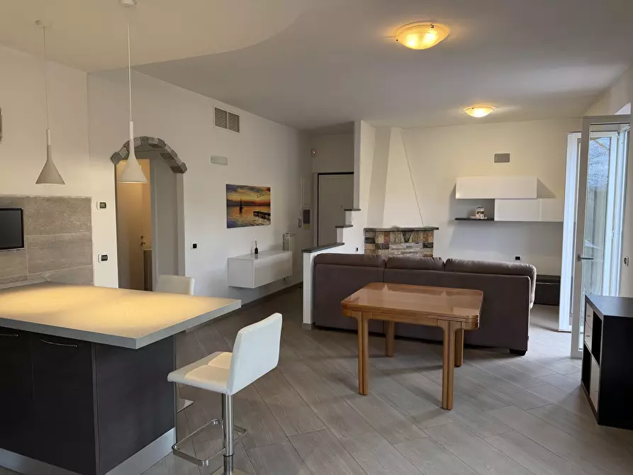 Immagine 4 di Casa bifamiliare in vendita  a Sarzana