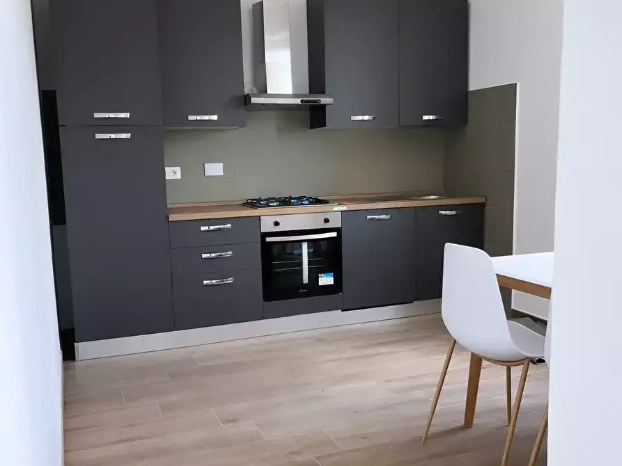 Immagine 1 di Trilocale in vendita  in Via sarzanello a Sarzana