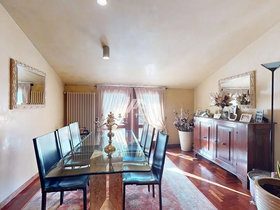 Immagine 1 di Pentalocale in vendita  in Via Ronchi San Francesco da Paola 25 a Brescia