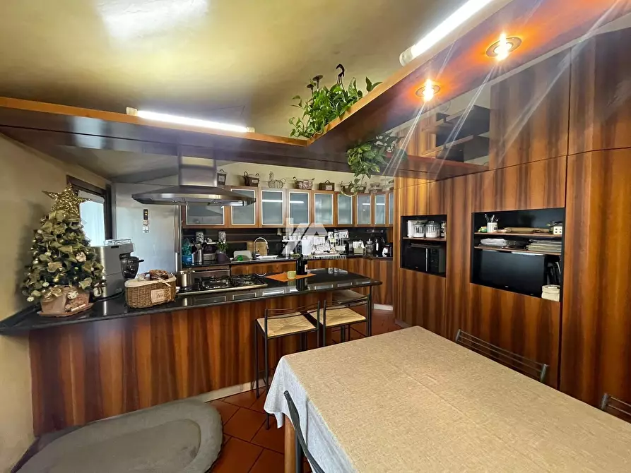 Immagine 8 di Quadrilocale in vendita  in Via Ronchi San Francesco da Paola 25 a Brescia