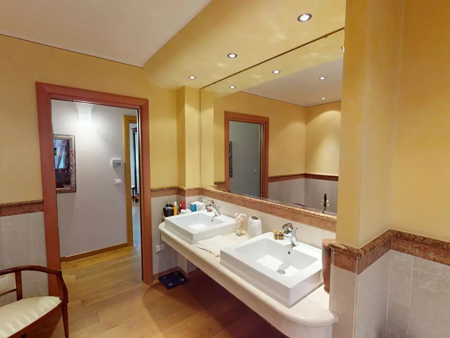 Immagine 25 di Villa in vendita  in Via Crocefisso 60G a Erbusco