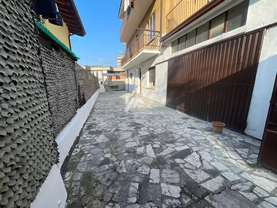 Immagine 16 di Pentalocale in vendita  in Via Giuseppe Verginella a Lumezzane